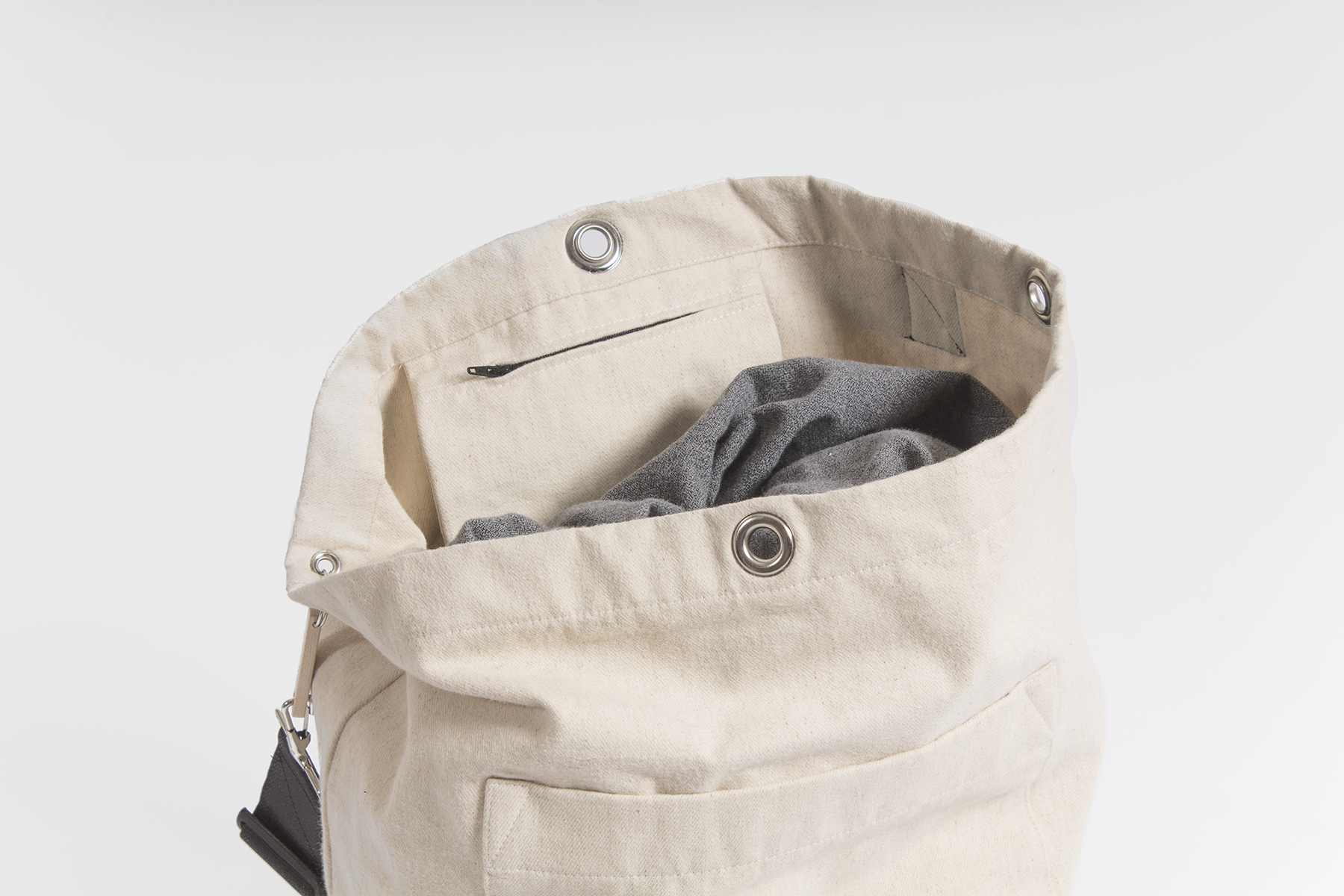 Poche à linge_Beige_03