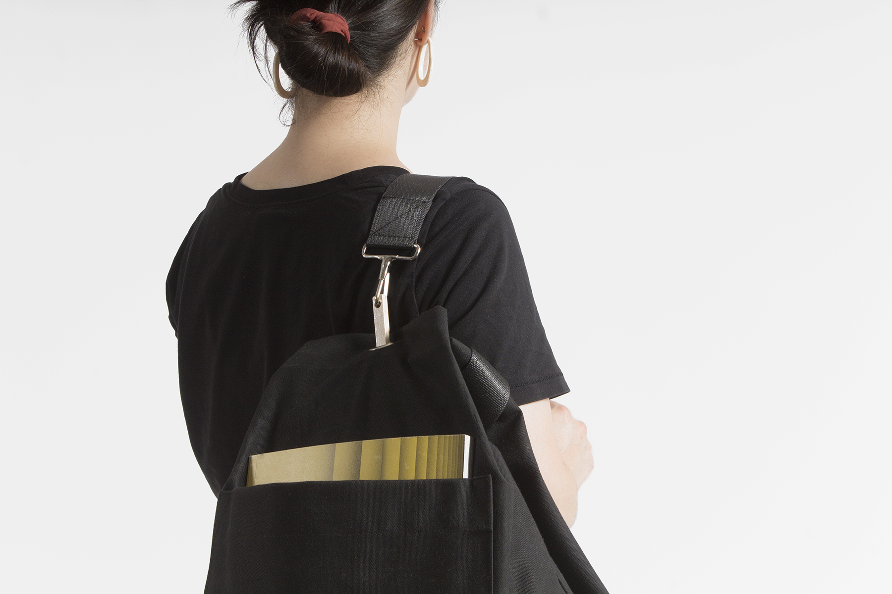 Poche à linge_Noire_06